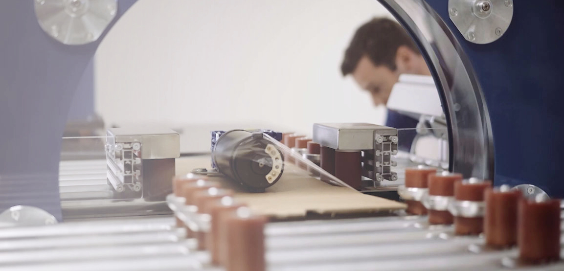 Verpackungsmaschine für automatisiertes Verpacken